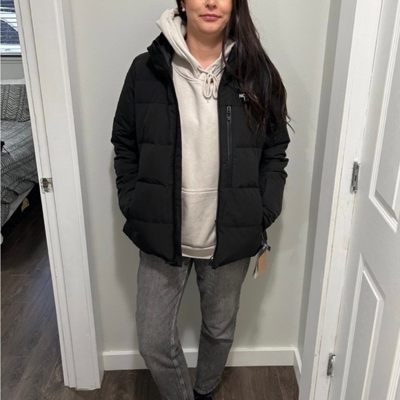 The Women’s Heavenly Down Jacket - Picture 2 of 5